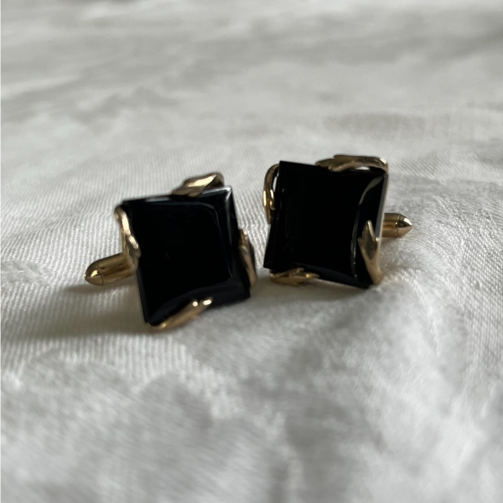 Signed Swank Vintage Art Deco/MCM Black Lucite Gold Tone Cufflinks